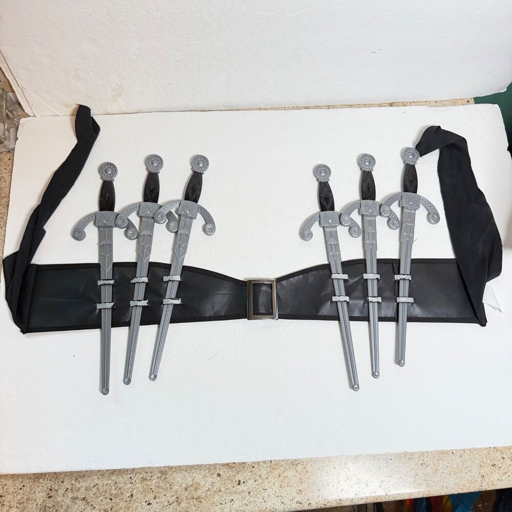 V for Vendetta Rubies Costume Belt 6 Daggers Knives DC Comics Cosplay